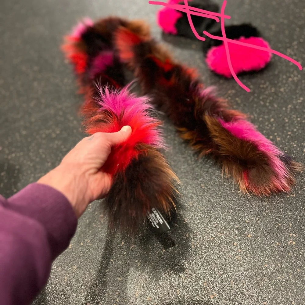 Colorful Fox Fur Scarf - Picture 1 of 7